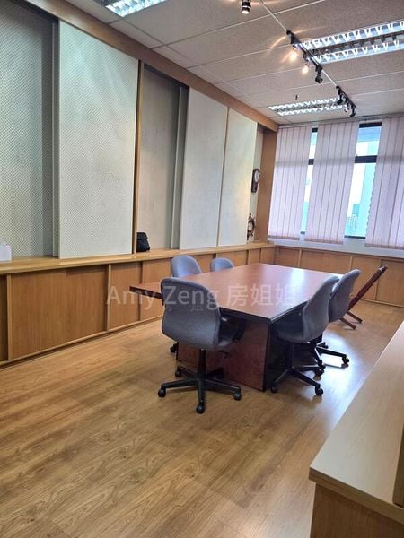 Light Industrial (B1) for Rent: Henderson Industrial Park - Image 4