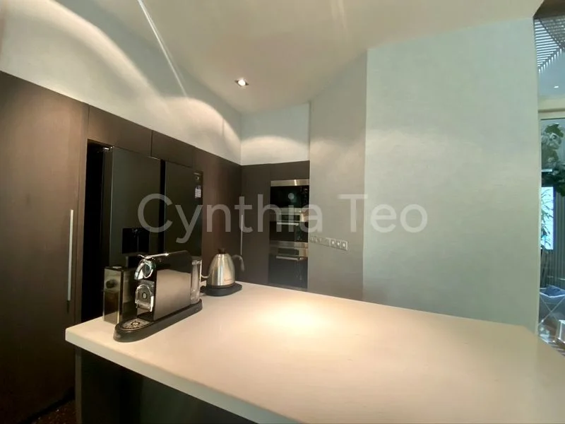 4 Bed Condo for Sale in  The Botanic On Lloyd - Image 6