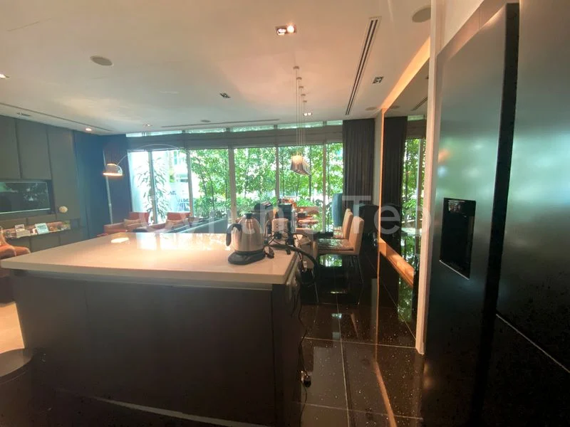 4 Bed Condo for Sale in  The Botanic On Lloyd - Image 5