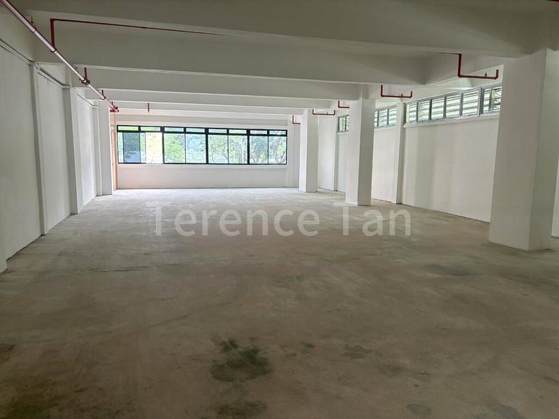 Light Industrial (B1) for Rent: Kallang Basin Industrial Estate - Image 1