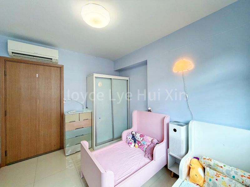 4 Room (4A) HDB for Sale in 439A Bukit Batok West Avenue 8 - Image 9