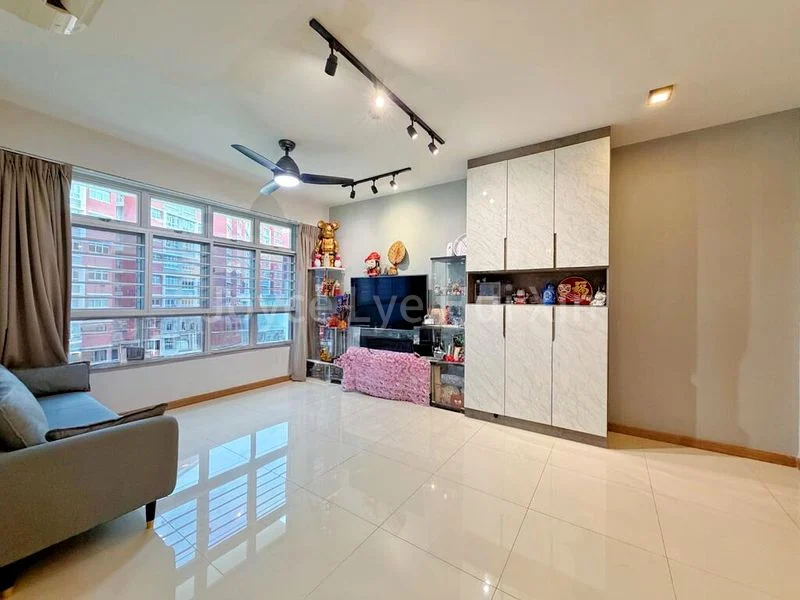 4 Room (4A) HDB for Sale in 439A Bukit Batok West Avenue 8 - Image 10