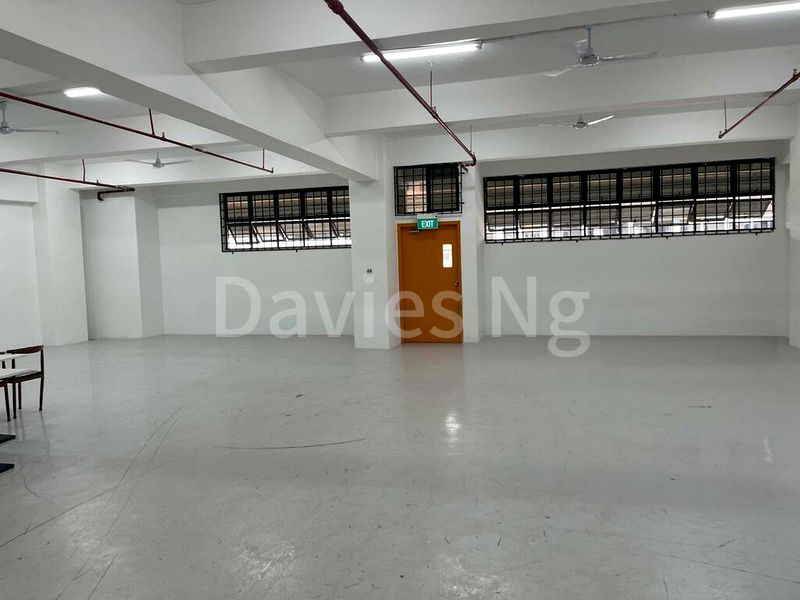 Light Industrial (B1) for Rent: Leong Huat Building - Image 14