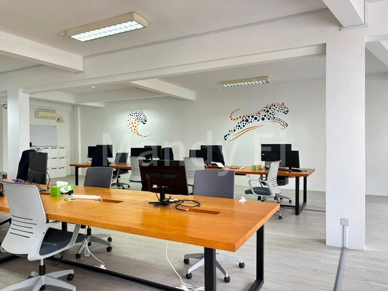 Studio Shophouse (Landed) for Rent in Boat Quay Conservation Area - Image 1