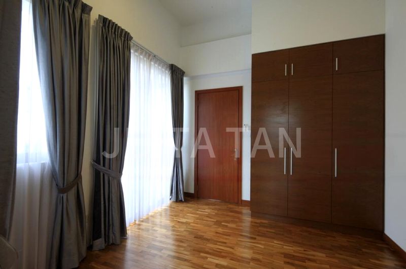 5 Bed Semi-Detached House (Landed) for Rent in  Bukit Villas - Image 11