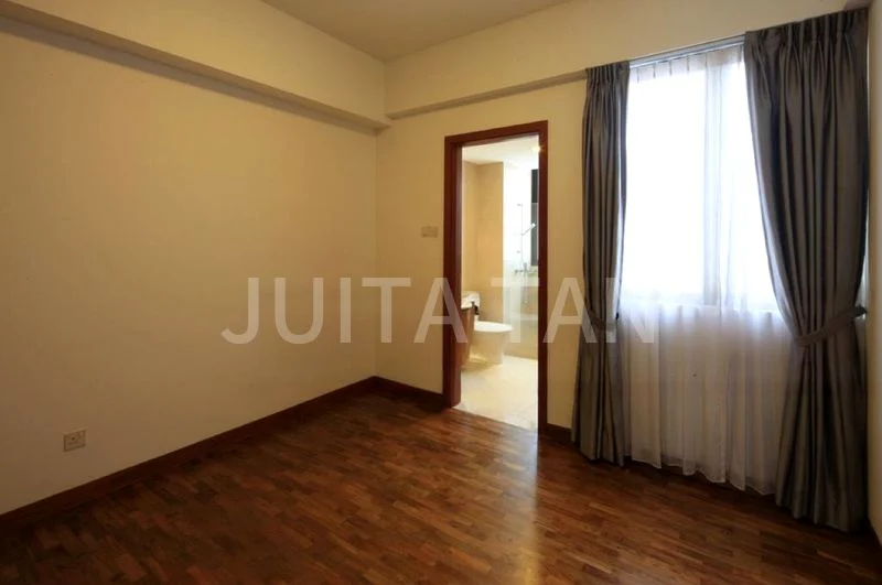 5 Bed Semi-Detached House (Landed) for Rent in  Bukit Villas - Image 6
