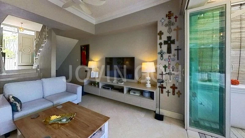 4 Bed Townhouse (Landed) for Sale in  Kew Green - Image 2