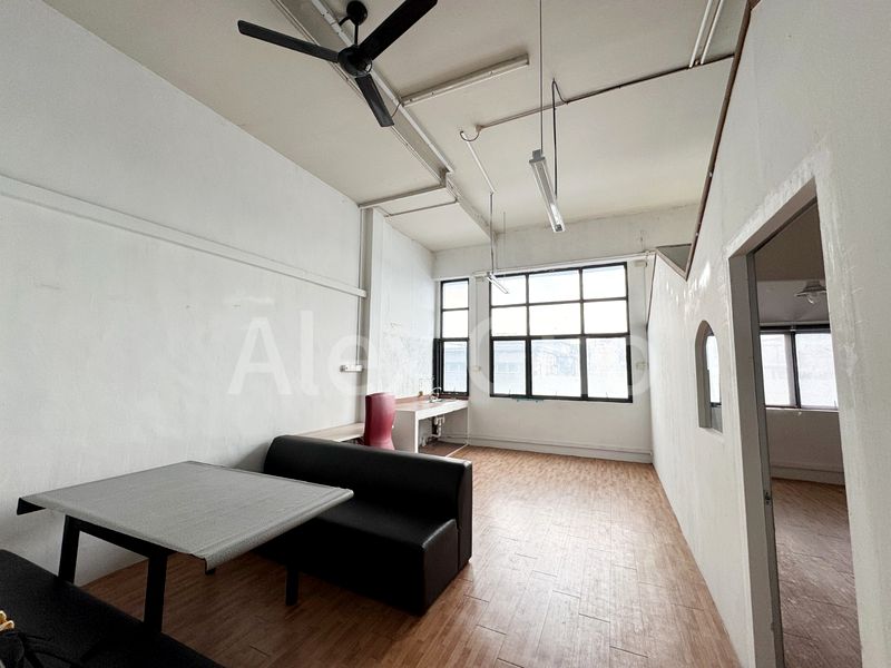 Factory / Workshop (B2) for Rent: Shun Li Industrial Park - Image 4