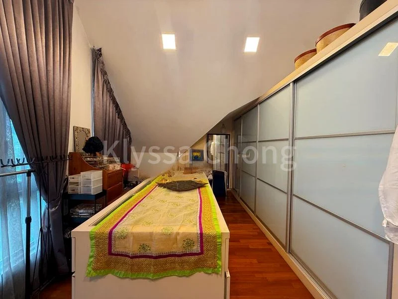 6 Bed Semi-Detached House (Landed) for Sale in  Serangoon Garden Estate - Image 10