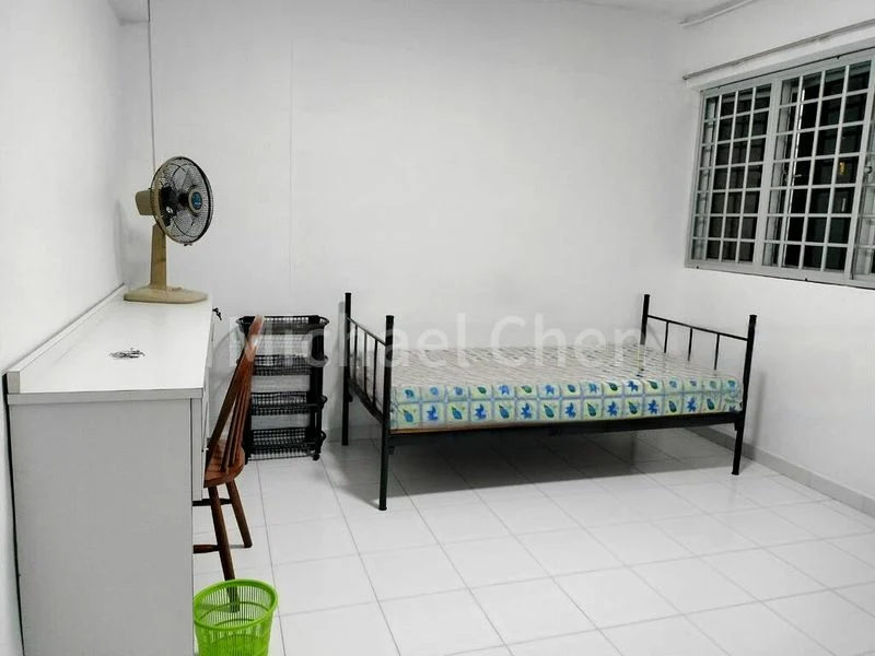 5 Room (5I) HDB for Rent in 416 Hougang Avenue 10 - Image 1