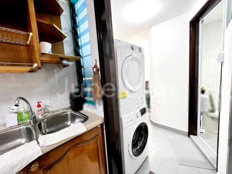 Common Room (Condo) for Rent in  Santa Fe Mansions - Image 7