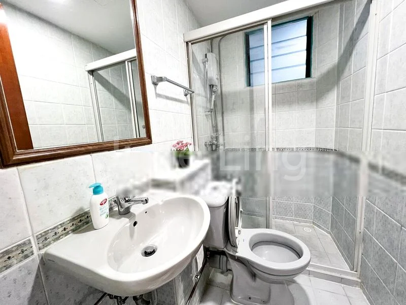 Common Room (Condo) for Rent in  Santa Fe Mansions - Image 4