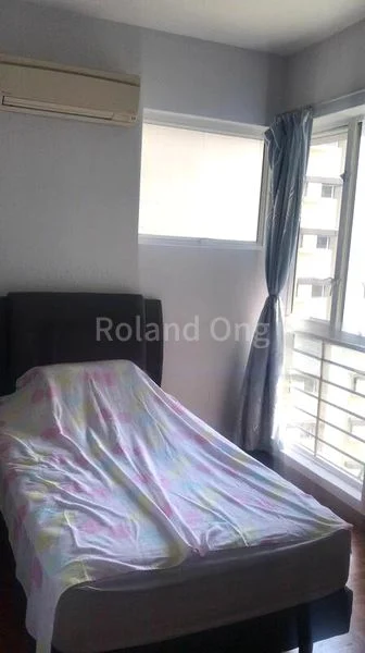 Common Room (Condo) for Rent in  Bullion Park - Image 2