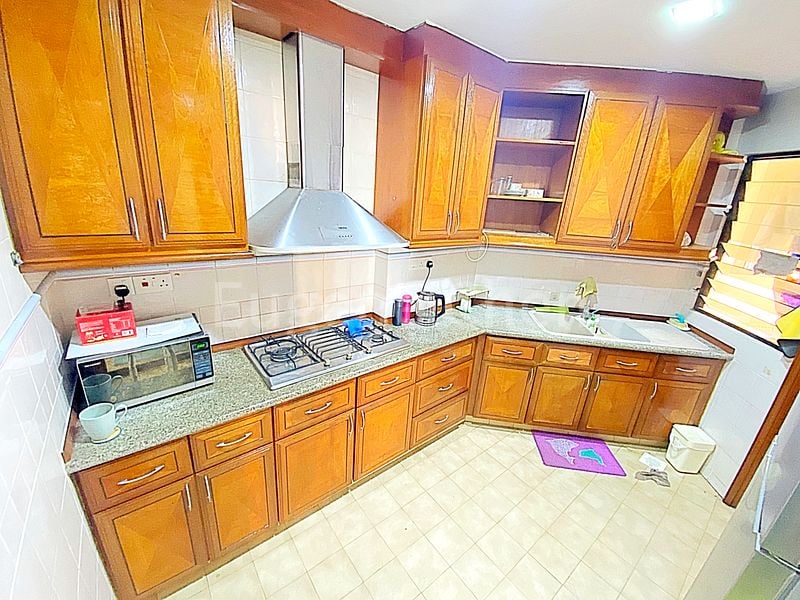 2 Bed Condo for Sale in  Dover Parkview - Image 11