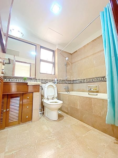 2 Bed Condo for Sale in  Dover Parkview - Image 14