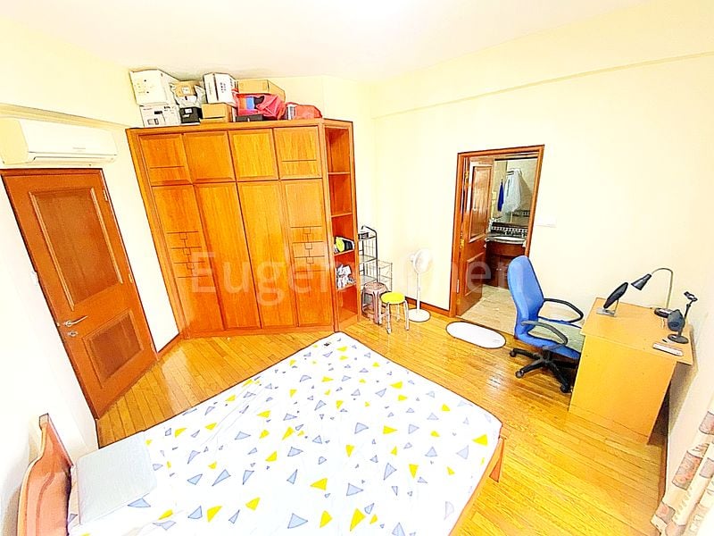 2 Bed Condo for Sale in  Dover Parkview - Image 6