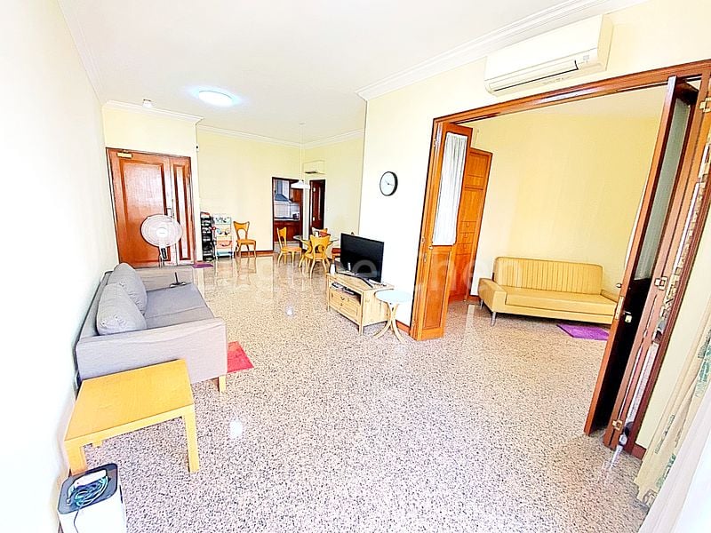 2 Bed Condo for Sale in  Dover Parkview - Image 2