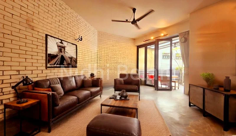 2 Bed Condo for Sale in  The Aston - Image 1