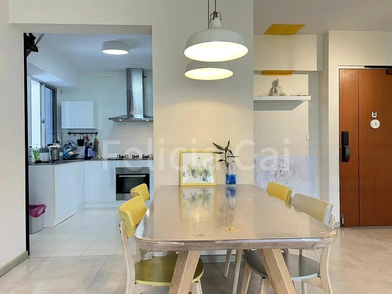 5 Room (5I) HDB for Rent in  430D Fernvale Link - Image 3