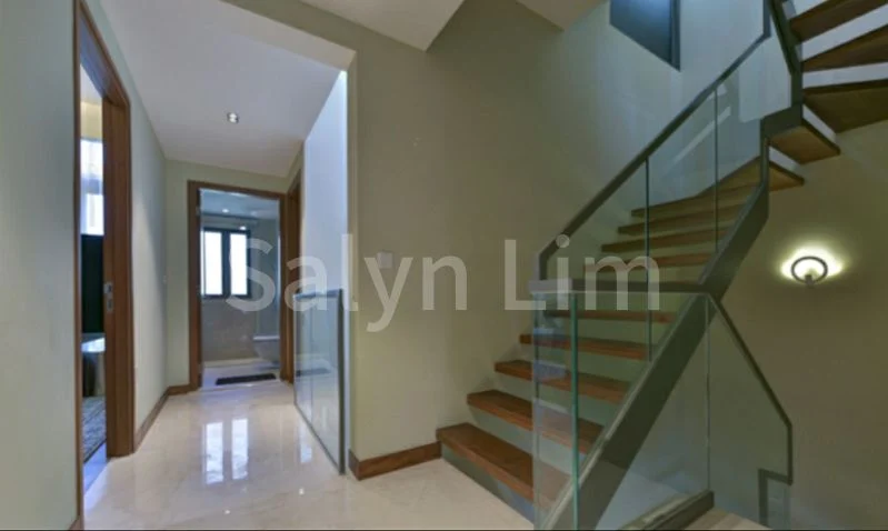4 Bed Condo for Sale in Seahill - Image 1