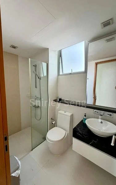 4 Bed Condo for Rent in  Aalto - Image 6