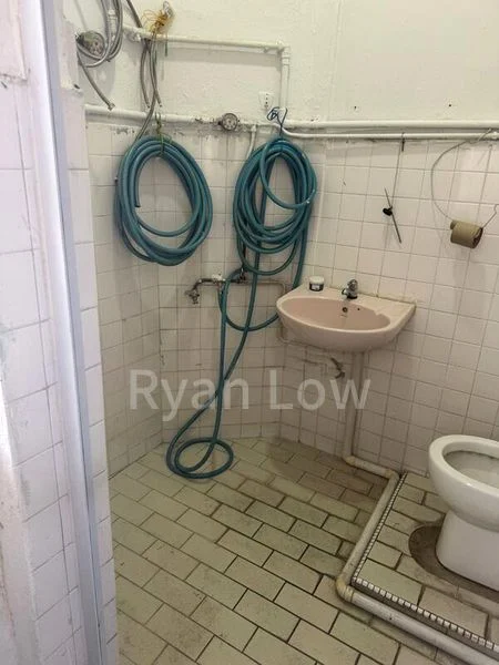 Shop / Shophouse for Rent: 326 Jurong East Street 31 - Image 3