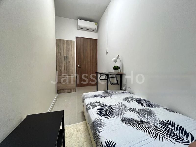 Room (Condo) for Rent in  The Blossomvale - Image 2