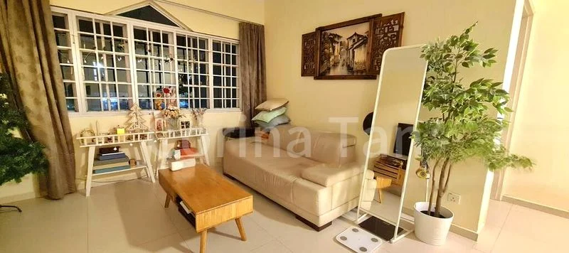 3 Bed Apartment (Condo) for Rent in  Hong Heng Mansions - Image 1