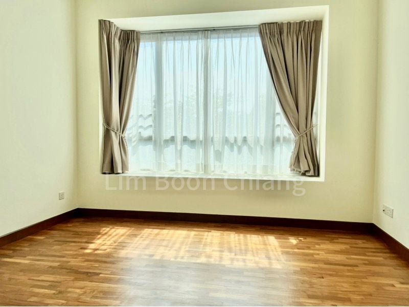 3 Bed Condo for Rent in The Raintree - Image 12