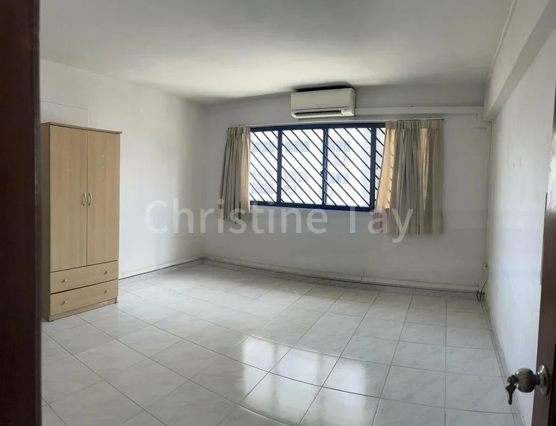 5 Room (5I) HDB for Rent in  173 Bishan Street 13 - Image 9