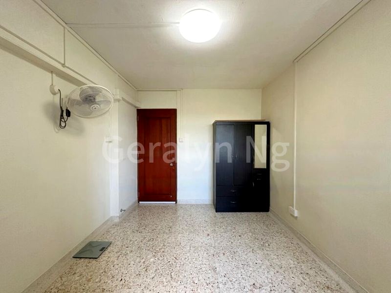 Room (HDB) for Rent in 456 Ang Mo Kio Avenue 10 - Image 3