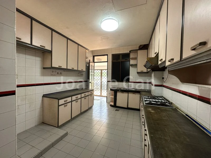 4+1 Bed Terraced House (Landed) for Sale in  Lorong Mydin - Image 4