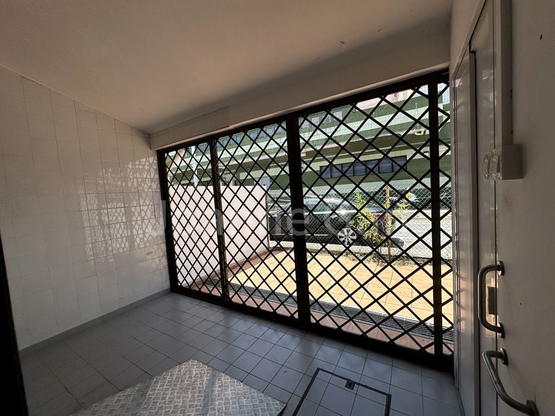 4+1 Bed Terraced House (Landed) for Sale in  Lorong Mydin - Image 9