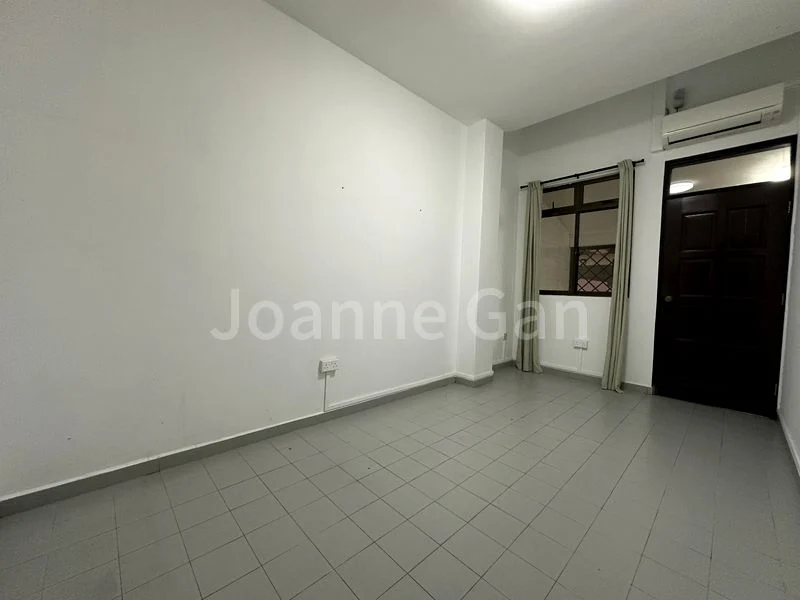 4+1 Bed Terraced House (Landed) for Sale in  Lorong Mydin - Image 6