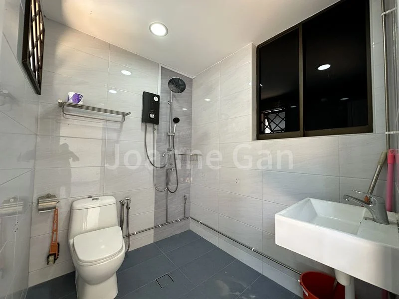 4+1 Bed Terraced House (Landed) for Sale in  Lorong Mydin - Image 7