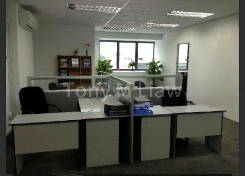 Zervex: Light Industrial (B1) for Rent: 2,000 Sqft Shop at 8 Pioneer Walk, Pioneer 338 - Image 4