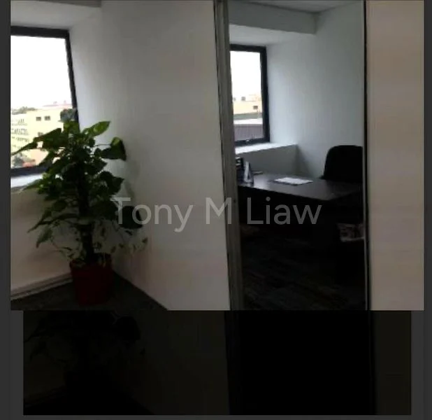 Zervex: Light Industrial (B1) for Rent: 2,000 Sqft Shop at 8 Pioneer Walk, Pioneer 338 - Image 3