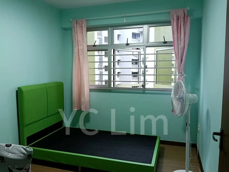 Common Room (HDB) for Rent in  466B Yishun Avenue 6 - Image 1