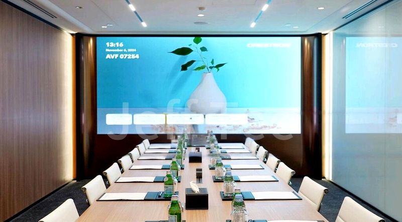 Office for Rent: Gateway East - Image 10