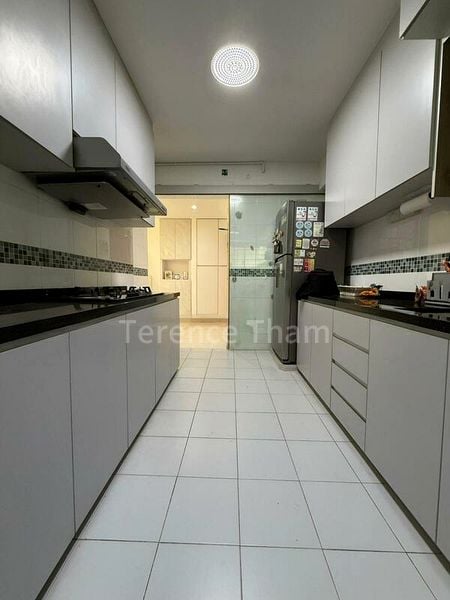 4 Room (4A) HDB for Sale in  313C Sumang Link - Image 3