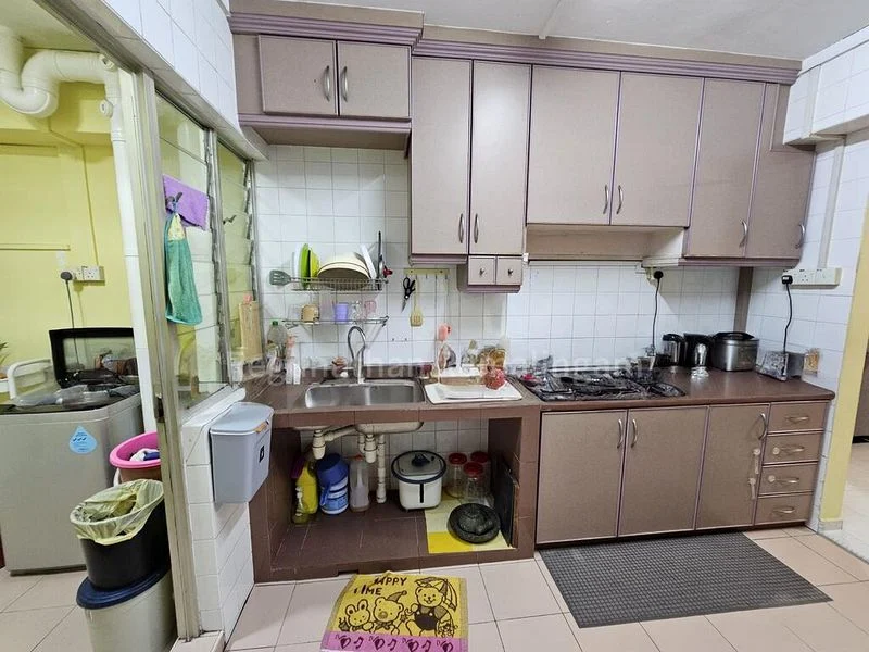 4 Room (4A) HDB for Rent in  157 Jalan Teck Whye - Image 9