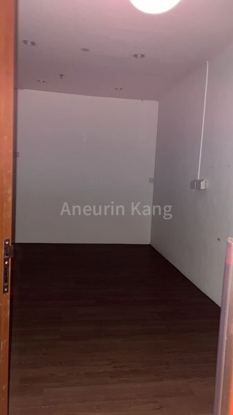 Office for Rent in  Valley Point - Image 9