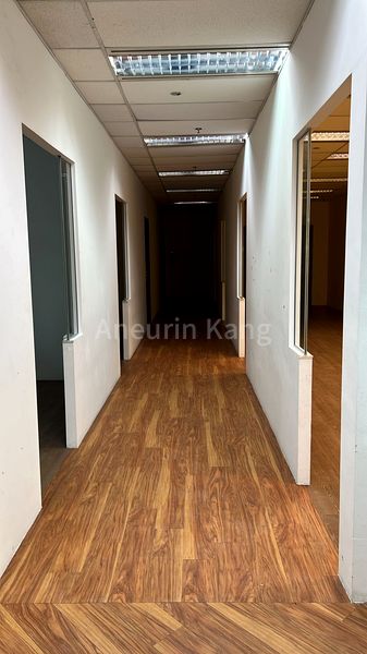 Office for Rent in  Valley Point - Image 3