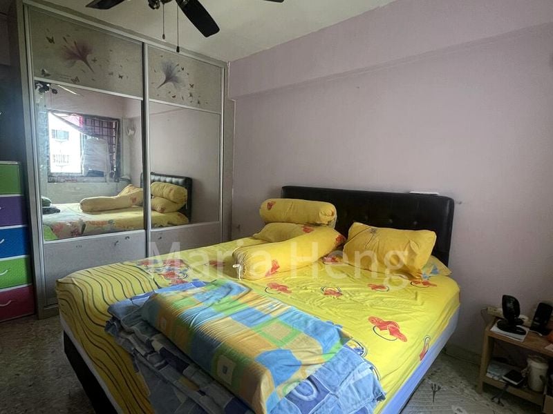 4 Room (4NG) HDB for Sale in  179 Ang Mo Kio Avenue 5 - Image 3