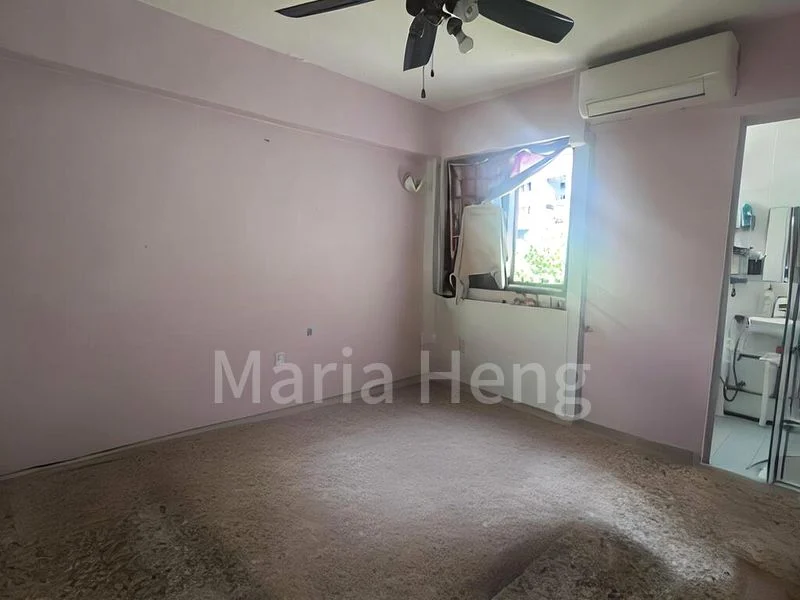 4 Room (4NG) HDB for Sale in  179 Ang Mo Kio Avenue 5 - Image 6