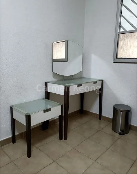 Common Room (HDB) for Rent in  204 Yishun Street 21 - Image 2