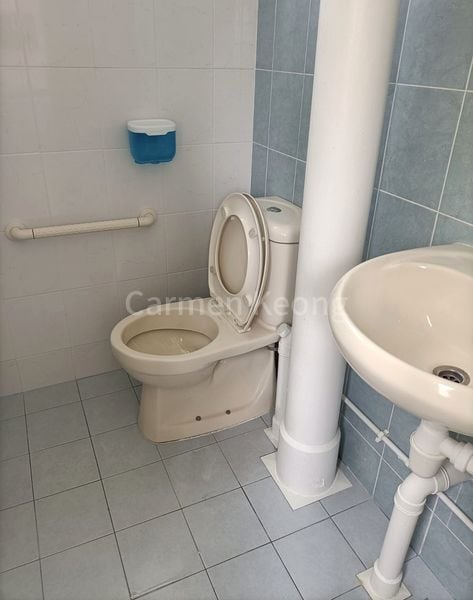 Common Room (HDB) for Rent in  204 Yishun Street 21 - Image 3