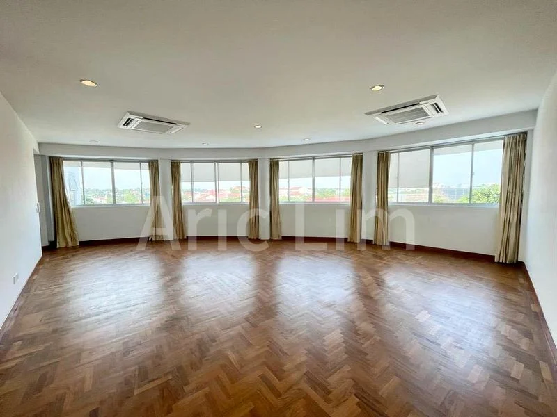 6 Bed Bungalow (Landed) for Rent in  Second Avenue - Image 9