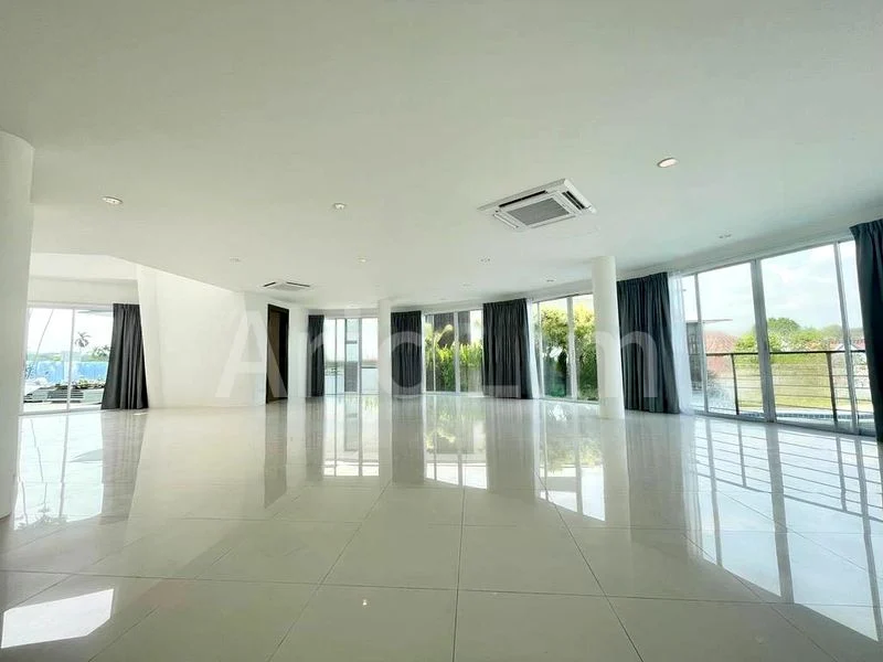 6 Bed Bungalow (Landed) for Rent in  Second Avenue - Image 8