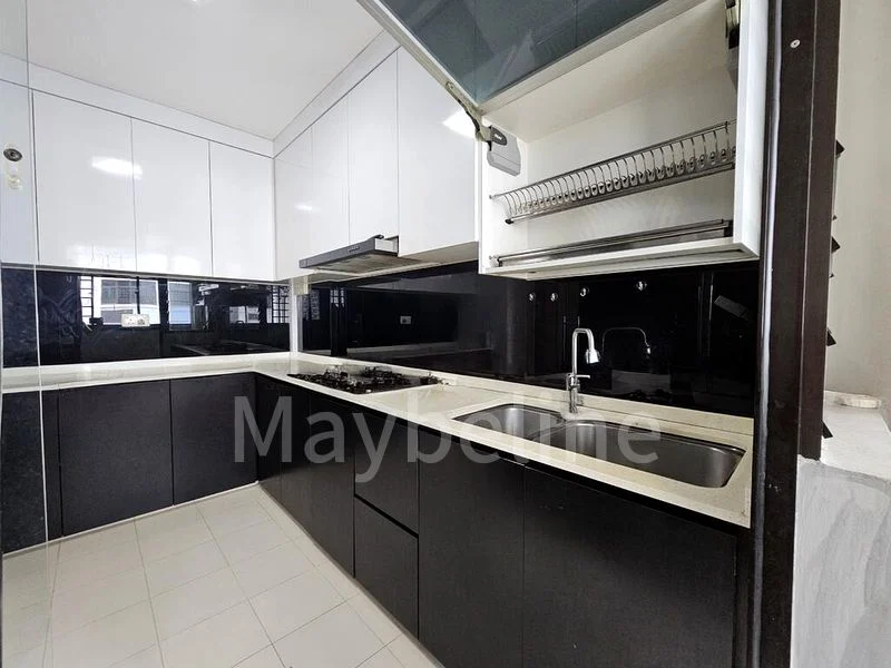 4 Room (4A) HDB for Rent in  932A Hougang Avenue 9 - Image 3